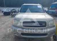 2004 Toyota SEQUOIA photo