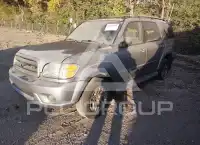 2004 Toyota SEQUOIA photo