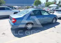 2004 Toyota CAMRY photo