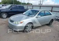 2004 Toyota CAMRY фото