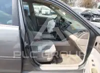 2004 Toyota CAMRY photo