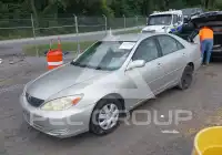 2004 Toyota CAMRY фото