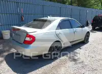 2004 Toyota CAMRY photo