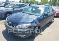 2004 Toyota CAMRY photo