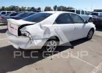 2004 Toyota CAMRY photo
