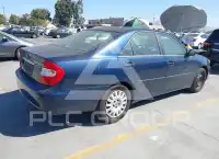 2004 Toyota CAMRY photo
