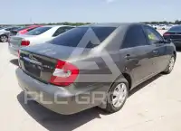 2004 Toyota CAMRY photo