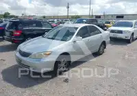 2004 Toyota CAMRY фото