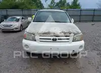 2004 Toyota Highlander фото