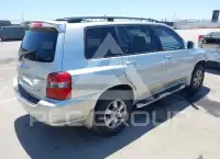 2004 Toyota Highlander фото