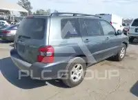 2004 Toyota Highlander photo