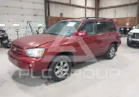 2004 Toyota Highlander photo