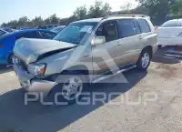 2004 Toyota Highlander фото