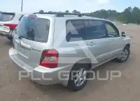 2004 Toyota Highlander photo