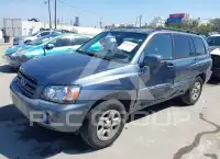 2004 Toyota Highlander photo