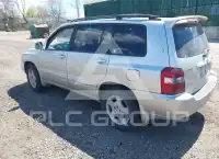 2004 Toyota Highlander photo