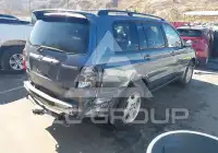2004 Toyota Highlander photo