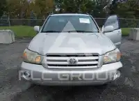 2004 Toyota Highlander фото