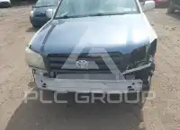 2004 Toyota Highlander photo