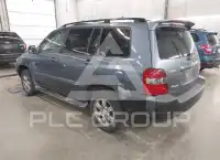 2004 Toyota Highlander photo