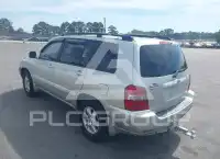 2004 Toyota Highlander photo