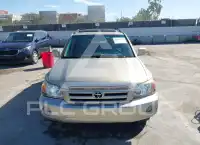 2004 Toyota Highlander фото