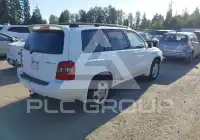 2004 Toyota Highlander photo