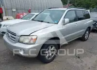 2004 Toyota Highlander фото