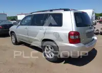 2004 Toyota Highlander photo