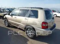 2004 Toyota Highlander photo