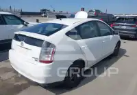 2004 Toyota PRIUS photo