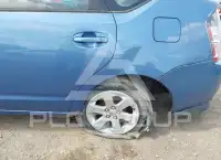2004 Toyota PRIUS фото