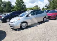 2004 Toyota PRIUS photo