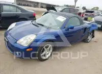 2004 Toyota MR2 photo