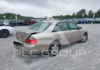 2004 Toyota AVALON photo