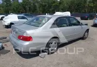 2004 Toyota AVALON фото