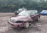 2004 Toyota AVALON photo
