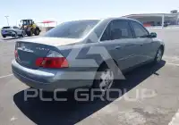 2004 Toyota AVALON photo