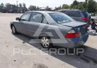 2004 Toyota AVALON photo