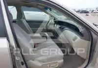 2004 Toyota AVALON фото