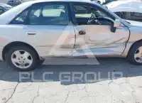 2004 Toyota AVALON photo