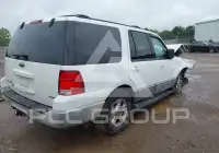 2004 Ford EXPEDITION photo