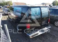 2004 Ford E-350 photo