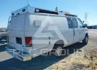 2004 Ford E-350 фото