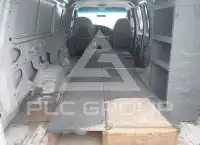 2004 Ford E-350 фото