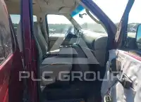 2004 Ford E-350 photo
