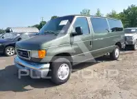 2004 Ford E-350 фото