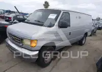 2004 Ford E-350 фото