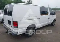 2004 Ford E-150 photo