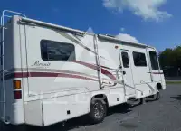 2004 Ford F-550 photo
